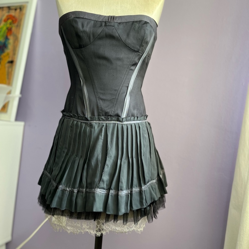 BCBGMAXAZRIA Runway corset pleated lace mini strapless dress - Picture 3 of 15